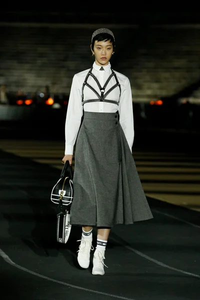 Look 62